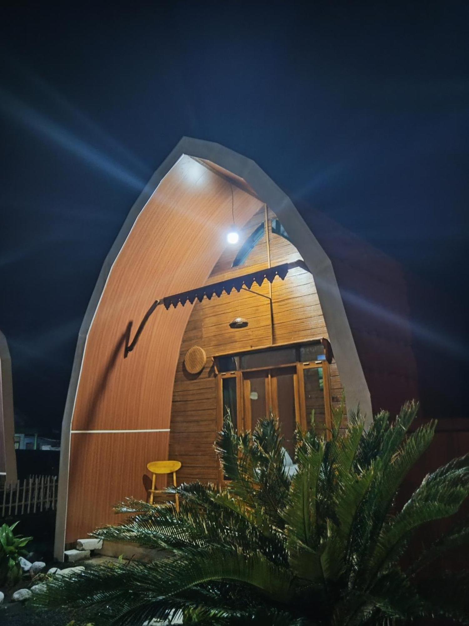Indah Damai Cottages Sidomukti 객실 사진
